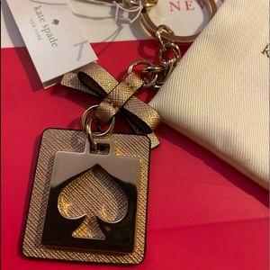 🎉 SOLD 🆕 kate spade ♠️ Cutout Spade Keychain